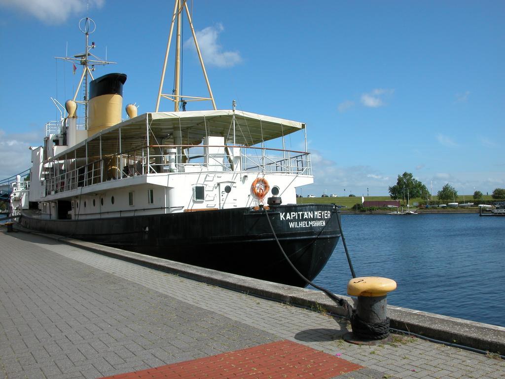 Hotel Keil Wilhelmshaven Luaran gambar